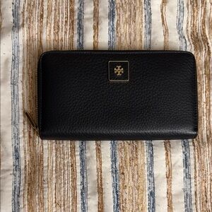 Tory Burch Black Pebbled Leather Zip Wallet